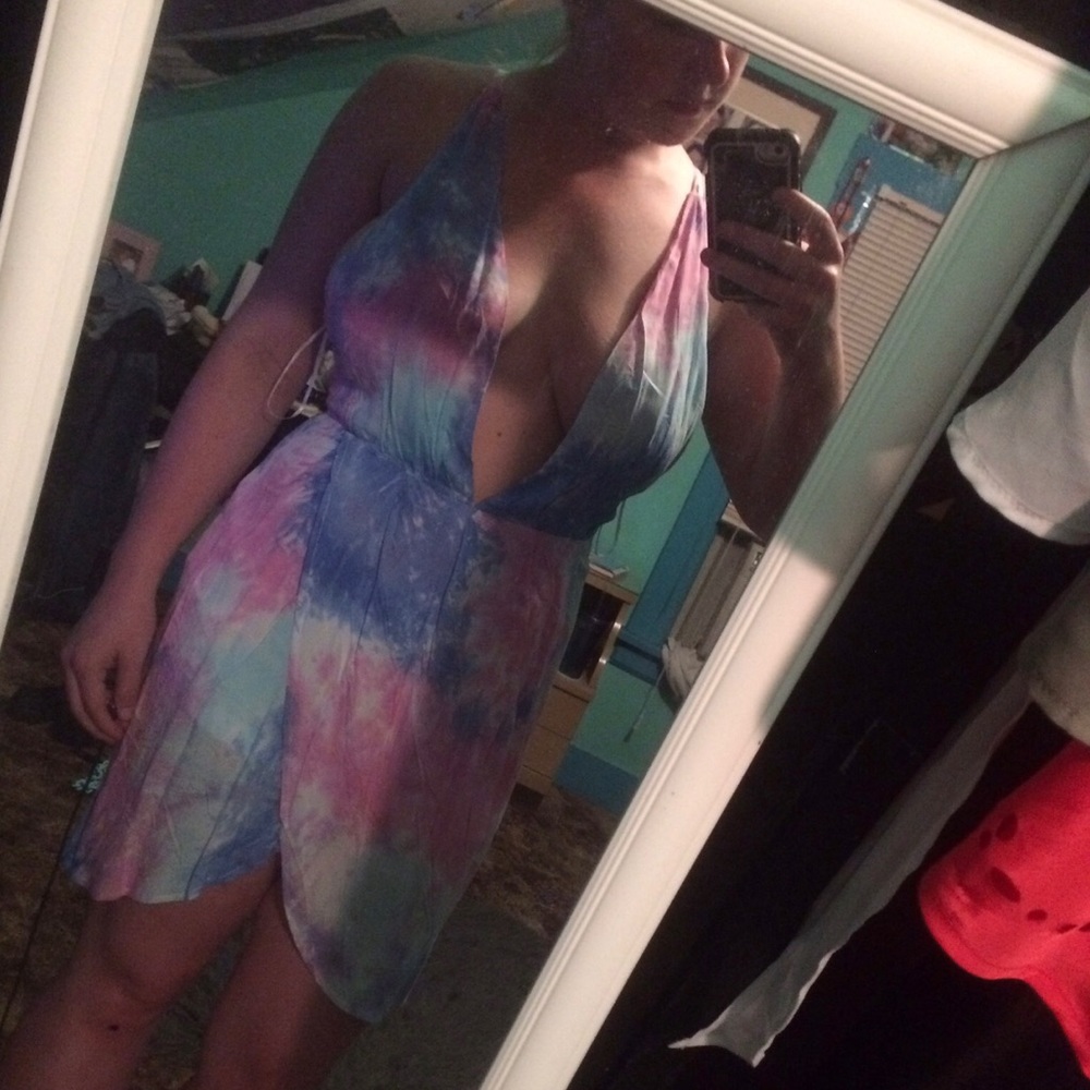 HOST PICK- nwt tie dye dress 🎨🌈 - Picture 8 of 8